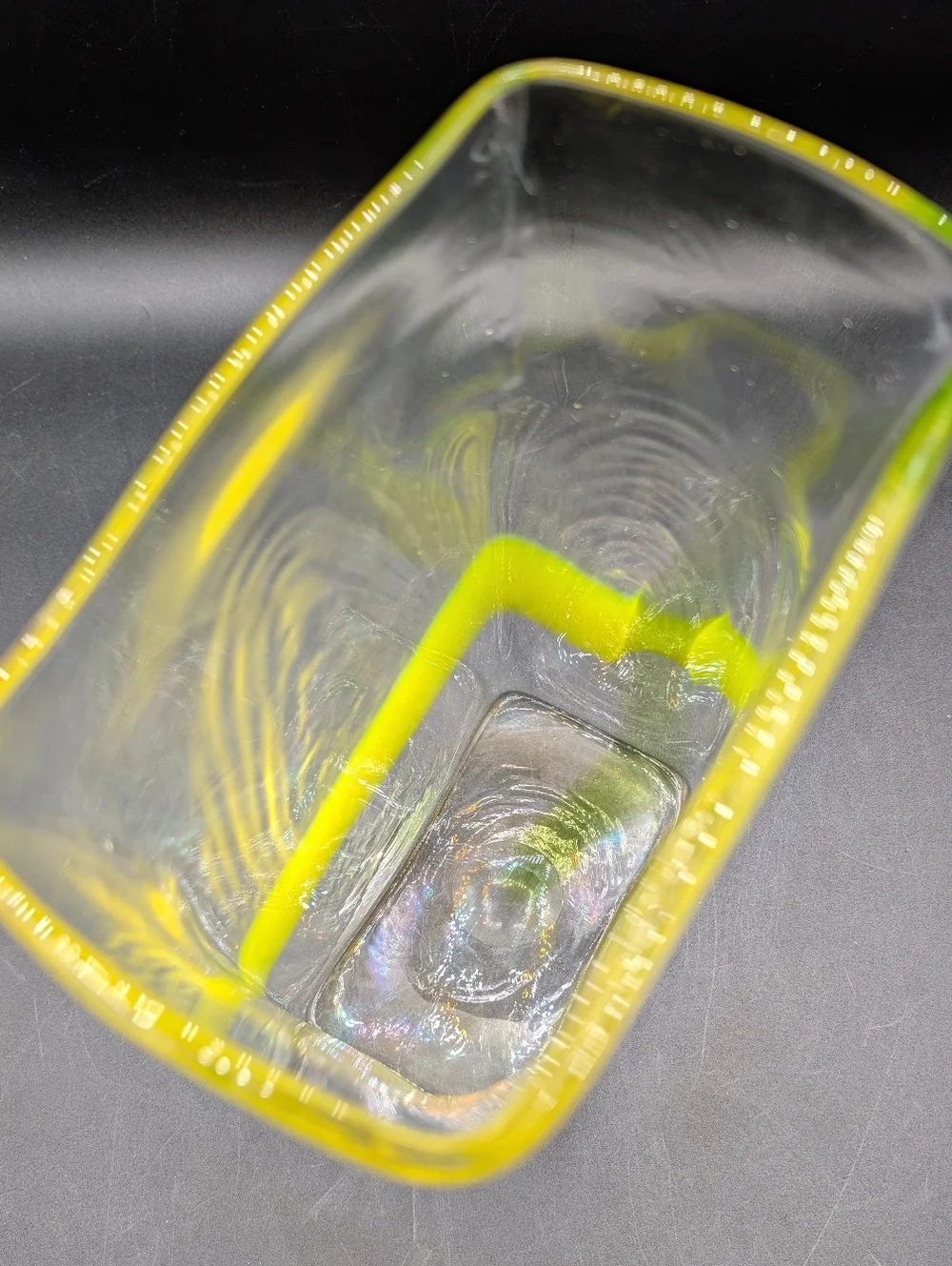 Pierre Cardin for Venini Murano Italian Ribbon Glass Vase 10", Neon Yellow Clear - Picture 9 of 13